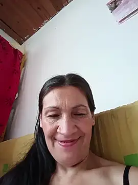 Layla Zaid online show from 03-18-26, 04:19