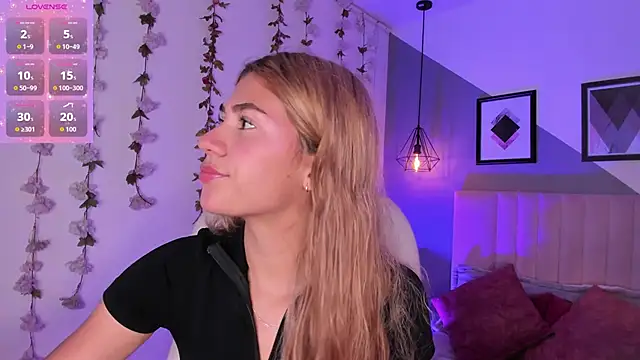 Chris Velvett online show from 04-13-26, 06:34