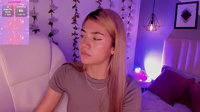 Chris Velvett online show from 04-15-26, 07:58