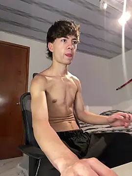 Gatito gg online show from 02-20-26, 01:02