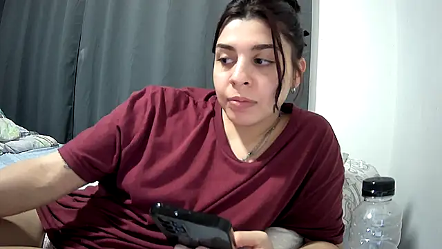 Snapshot of violetazein7 chatting on 05-30-26, 03:35 violetazein7 online show from 05-30-26, 03:35