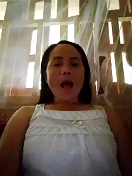 Snapshot of molly-xx chatting on 05-16-26, 02:54 molly-xx online show from 05-16-26, 02:54
