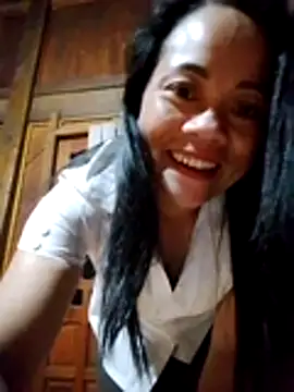 Snapshot of molly-xx chatting on 05-13-26, 09:22 molly-xx online show from 05-13-26, 09:22