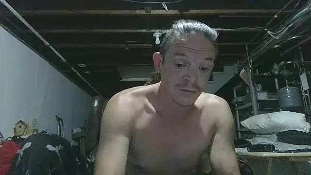 Snapshot of ShadowLove85 chatting on 07-11-26, 03:18 ShadowLove85 online show from 07-11-26, 03:18