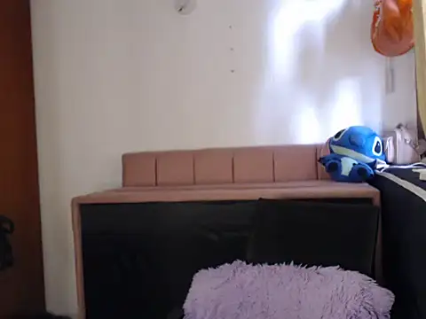 Snapshot of alaina_blesssed chatting on 02-14-26, 05:02 alaina blesssed online show from 02-14-26, 05:02