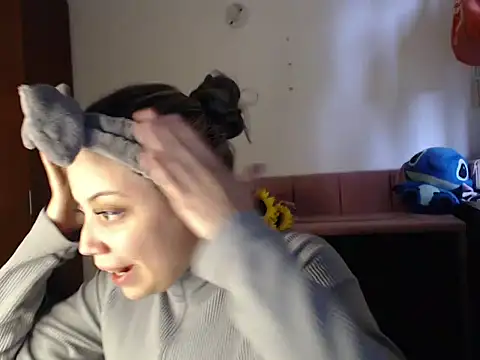 Snapshot of alaina_blesssed chatting on 02-16-26, 09:45 alaina blesssed online show from 02-16-26, 09:45