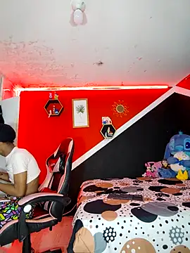 Violeta R  online show from 04-15-26, 04:51