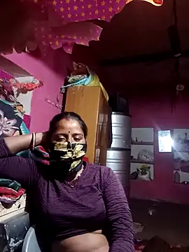 Pallavi hote online show from 02-25-26, 04:51