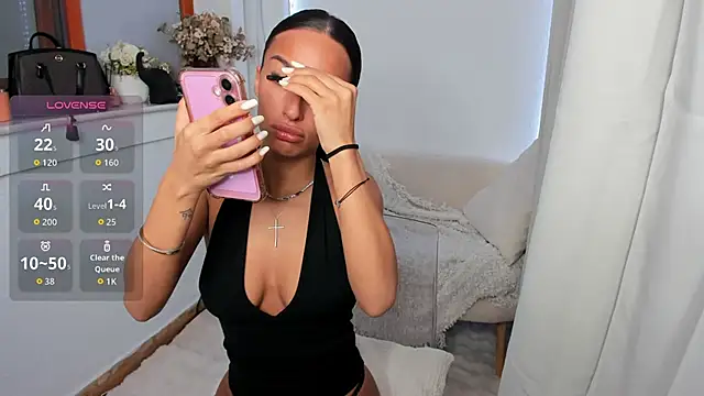 EvaK  online show from 04-15-26, 08:20