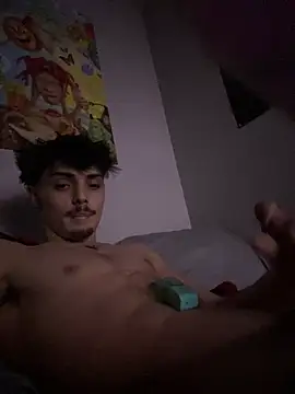 Snapshot of benriskey12 chatting on 02-16-26, 06:34 benriskey12 online show from 02-16-26, 06:34