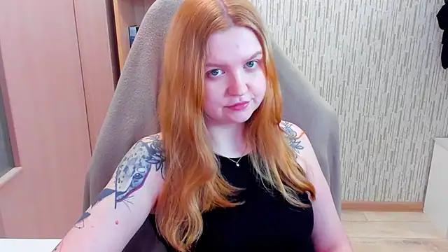 AnitaXVine online show from 04-25-26, 06:16