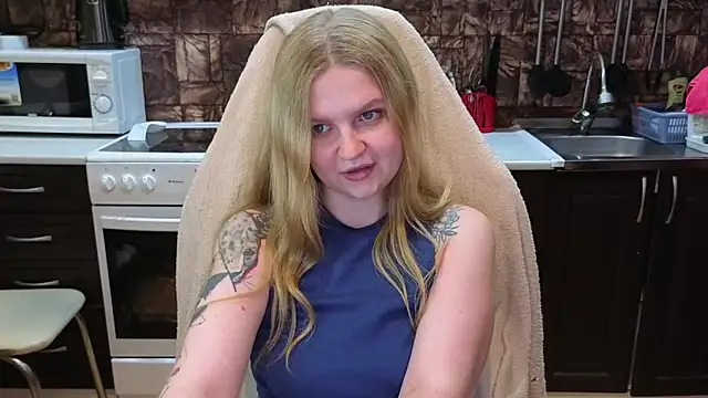 AnitaXVine online show from 06-17-26, 07:46