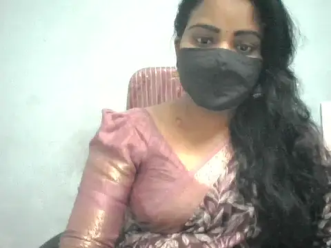 Snapshot of Rathi-priyaa chatting on 06-03-26, 04:57 Rathi-priyaa online show from 06-03-26, 04:57