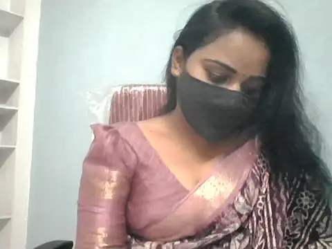 Snapshot of Rathi-priyaa chatting on 05-29-26, 04:29 Rathi-priyaa online show from 05-29-26, 04:29