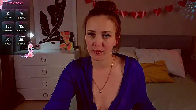 Snapshot of she_wolf chatting on 03-17-26, 02:31 she wolf online show from 03-17-26, 02:31