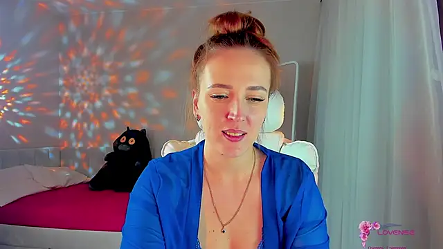 Snapshot of she_wolf chatting on 04-01-26, 02:03 she wolf online show from 04-01-26, 02:03