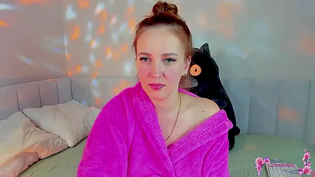 Snapshot of she_wolf chatting on 03-25-26, 03:55 she wolf online show from 03-25-26, 03:55