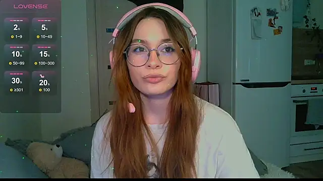 Snapshot of GhostLane chatting on 02-15-26, 10:25 GhostLane online show from 02-15-26, 10:25