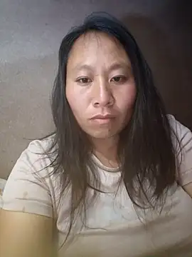 Snapshot of plump-bums chatting on 02-16-26, 01:43 plump-bums online show from 02-16-26, 01:43