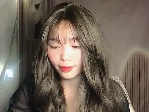 Girl-crazy1 online show from 02-25-26, 08:19