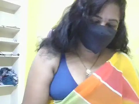 anu-reddyy online show from 06-20-26, 04:50