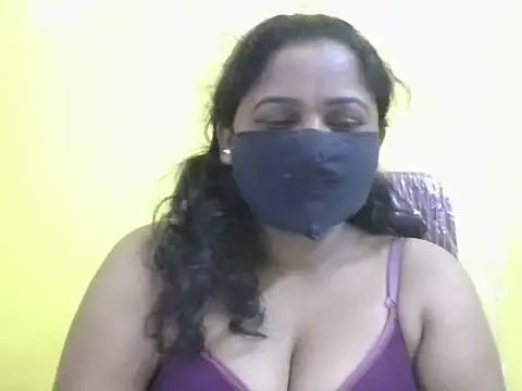 anu-reddyy online show from 06-29-26, 07:37