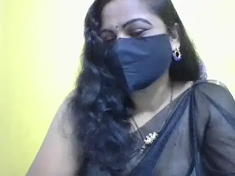 anu-reddyy online show from 04-08-26, 04:36