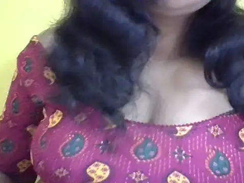 anu-reddyy online show from 02-18-26, 04:43