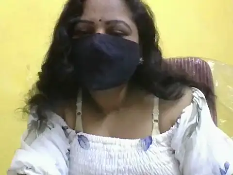 anu-reddyy online show from 07-15-26, 03:35