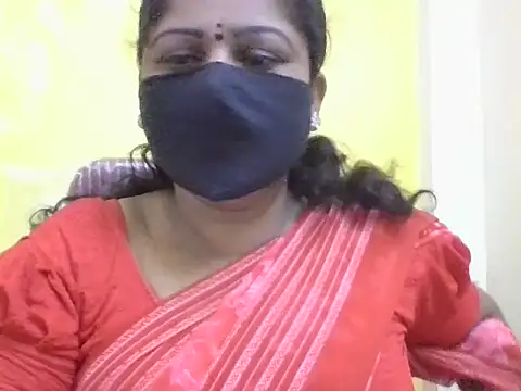 anu-reddyy online show from 07-16-26, 04:20