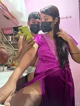 Zoya Hottest online show from 04-15-26, 06:23