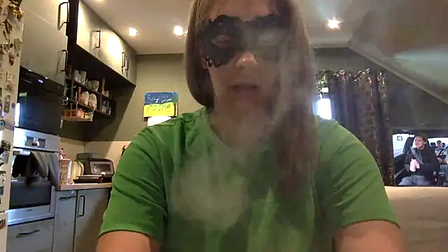 Snapshot of czarnula8 chatting on 06-14-26, 12:39 czarnula8 online show from 06-14-26, 12:39