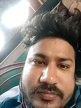 Snapshot of Desiyoungcouple15 chatting on 02-21-26, 07:43 Desiyoungcouple15 online show from 02-21-26, 07:43