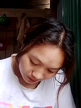 Snapshot of bany-lee chatting on 05-01-26, 01:32 bany-lee online show from 05-01-26, 01:32