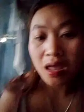 Snapshot of bany-lee chatting on 04-26-26, 08:00 bany-lee online show from 04-26-26, 08:00