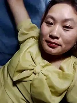 Snapshot of bany-lee chatting on 05-07-26, 02:31 bany-lee online show from 05-07-26, 02:31