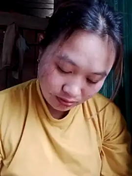 Snapshot of bany-lee chatting on 05-10-26, 01:31 bany-lee online show from 05-10-26, 01:31