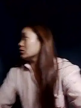 Snapshot of bany-lee chatting on 05-03-26, 01:25 bany-lee online show from 05-03-26, 01:25