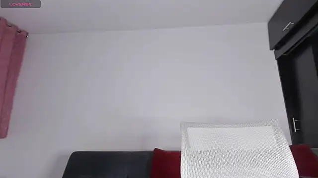 Snapshot of Beatricez1 chatting on 04-21-26, 02:51 Beatricez1 online show from 04-21-26, 02:51