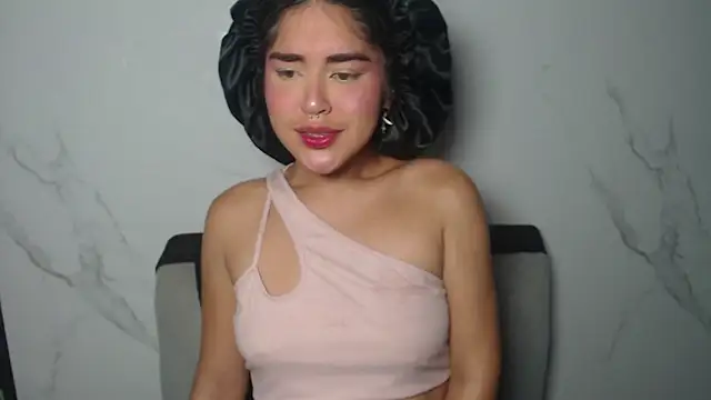 melodyphillips 2  online show from 04-27-26, 05:16