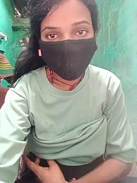 Snapshot of Desi_Couple_P chatting on 06-30-26, 02:11 Desi Couple P online show from 06-30-26, 02:11