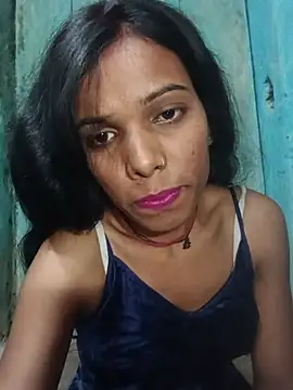 Snapshot of Desi_Couple_P chatting on 05-22-26, 02:37 Desi Couple P online show from 05-22-26, 02:37