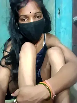 Snapshot of Desi_Couple_P chatting on 05-19-26, 12:15 Desi Couple P online show from 05-19-26, 12:15