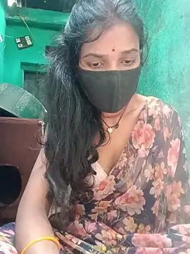Snapshot of Desi_Couple_P chatting on 06-18-26, 01:48 Desi Couple P online show from 06-18-26, 01:48