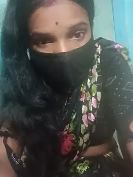 Snapshot of Desi_Couple_P chatting on 06-25-26, 04:12 Desi Couple P online show from 06-25-26, 04:12