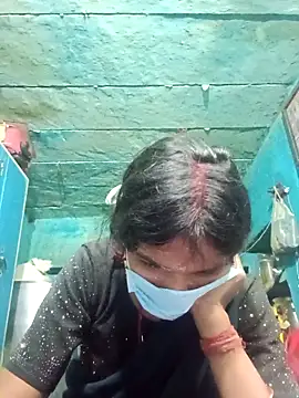 Desi Couple P online show from 02-18-26, 08:00