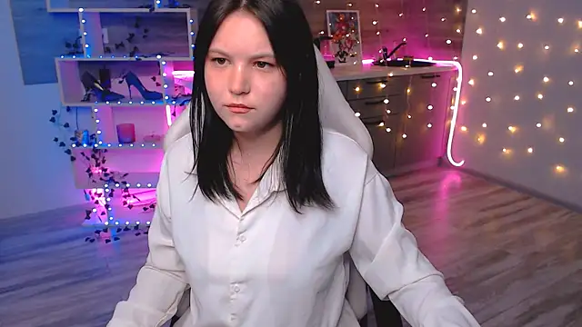 lily milleerr online show from 02-27-26, 06:30