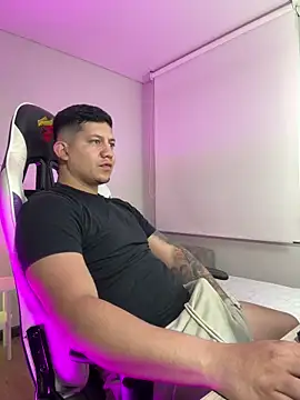  robertobaggioo online show from 02-16-26, 12:26