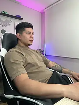  robertobaggioo online show from 02-25-26, 12:16