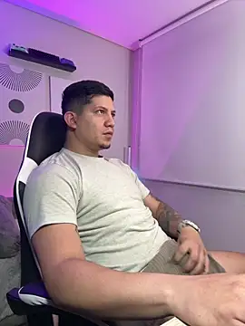  robertobaggioo online show from 03-21-26, 12:20